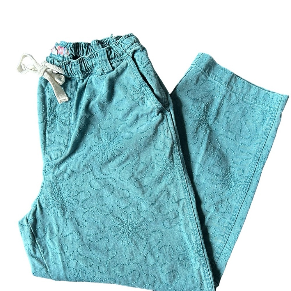 Urban Outfitters Seafoam  Relaxed Fit Drawstring and pockets women’s